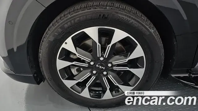 Kia Carnival 2021 — Şəkil 9/20