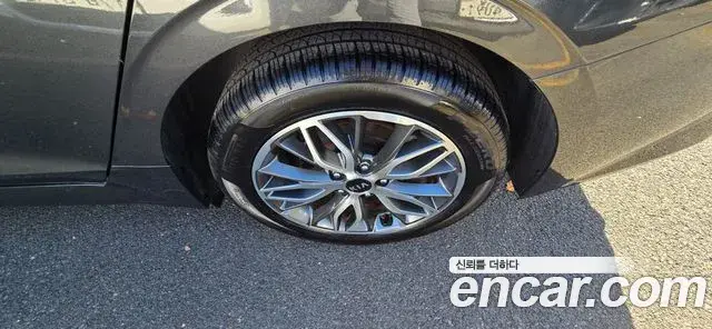 Kia K5 2020 — Photo 15/20