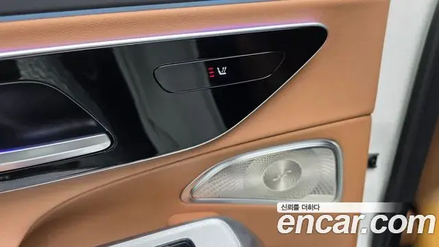 Mercedes-Benz E-Class 2024 — Photo 2/20