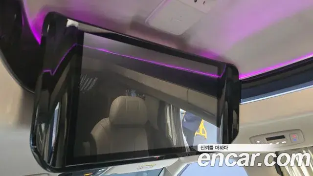 Kia Carnival 2022 — Фото 18/20