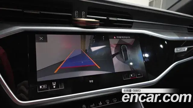 Audi A7 2020 — ფოტო 13/20