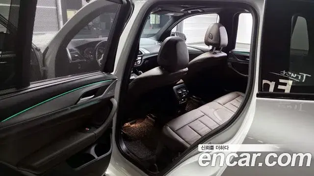 BMW X3 2021 — ფოტო 13/20