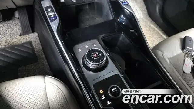 Kia Sorento 2023 — Şəkil 9/20