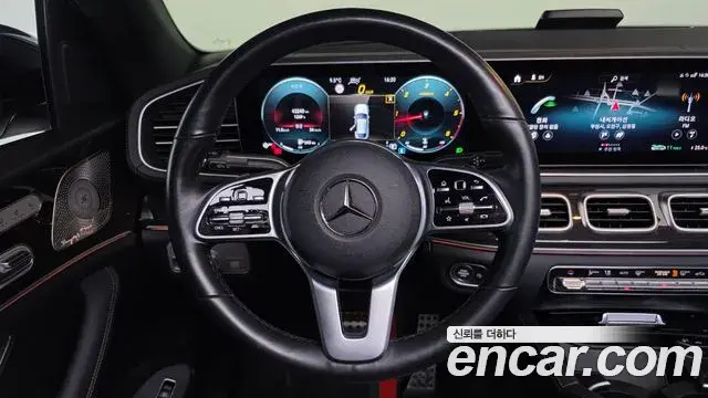 Mercedes-Benz GLE-Class 2022 — Şəkil 9/20