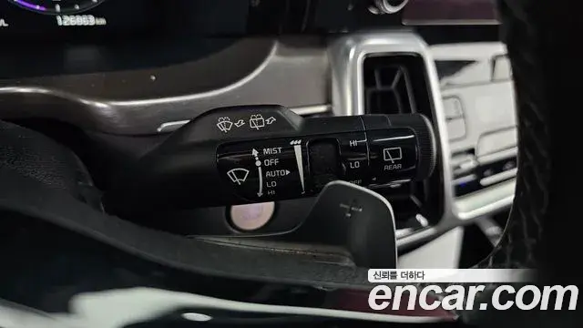 Kia Sorento 2021 — Şəkil 15/20