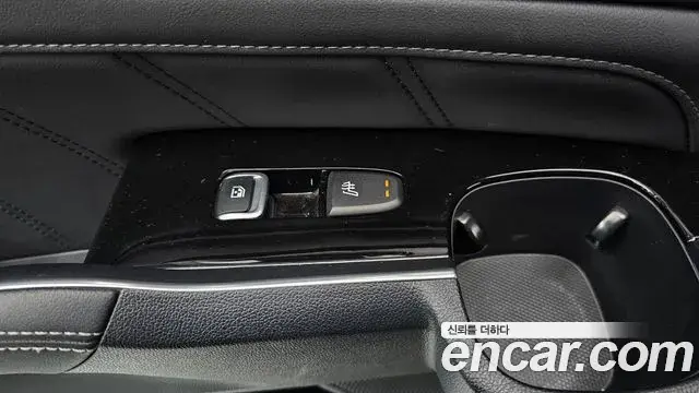 Kia Sorento 2021 — Şəkil 16/20