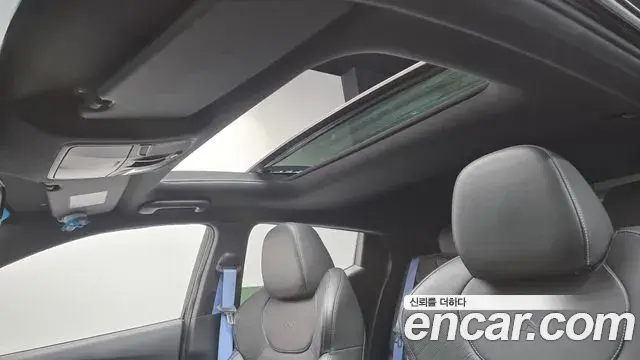 Hyundai Veloster 2021 — Photo 3/20