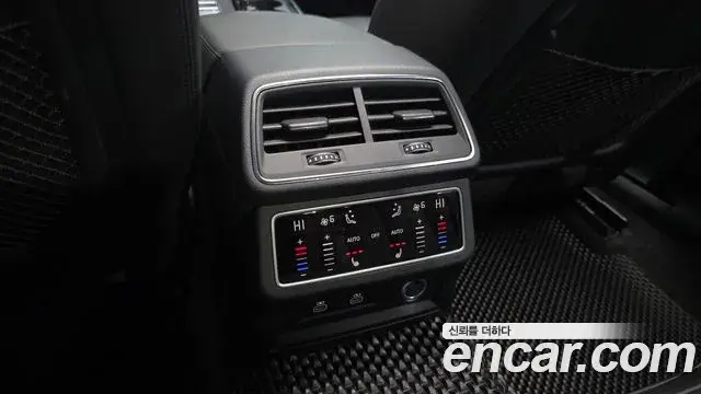 Audi A6 2022 — ფოტო 11/20