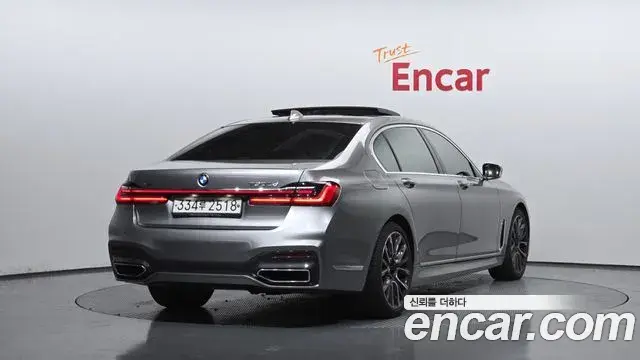 BMW 7 Series 2019 — ფოტო 3/20