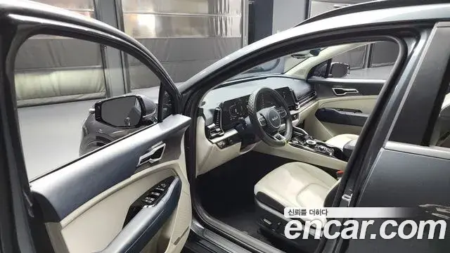 Kia Sportage 2022 — ფოტო 15/20