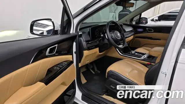 Kia Carnival 2021 — Фото 10/20