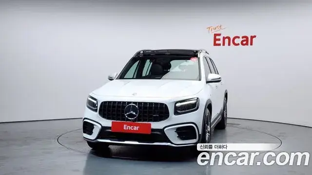 Mercedes-Benz GLB-Class 2025 — Şəkil 10/20