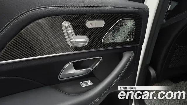 Mercedes-Benz GLE-Class 2022 — ფოტო 16/20