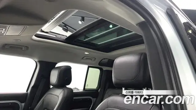 Land Rover Defender 2022 — ფოტო 11/20