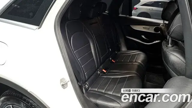 Mercedes-Benz GLC-Class 2021 — Şəkil 12/20