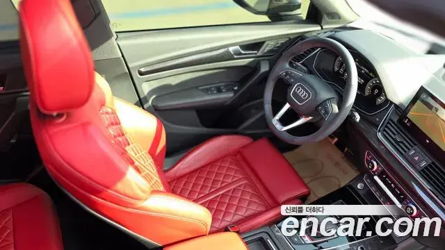 Audi SQ5 2022 — ფოტო 7/20