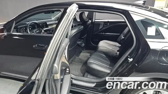 Kia K8 2021 — Photo 13/20