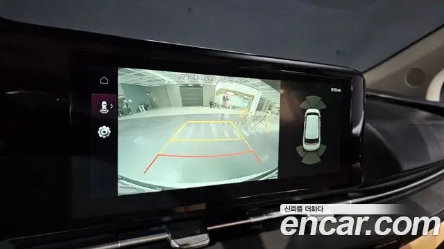 Kia Carnival 2022 — Photo 16/20