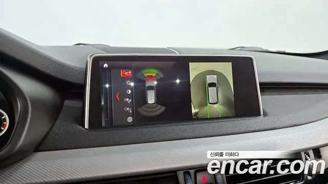 BMW X5 2018 — Şəkil 13/20