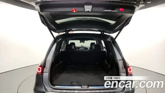 Mercedes-Benz GLS-Class 2021 — Photo 18/20