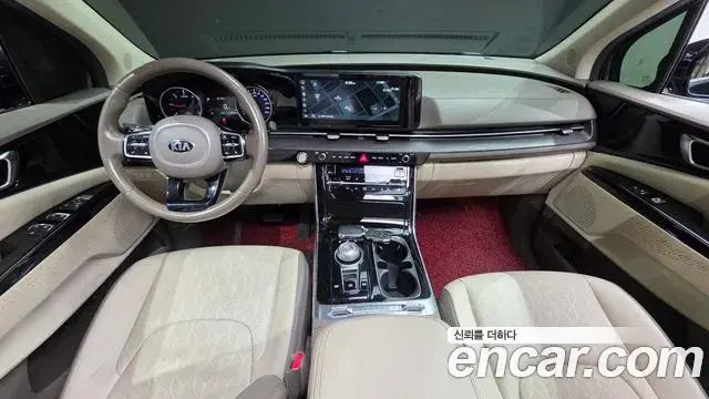 Kia Carnival 2020 — Фото 6/20