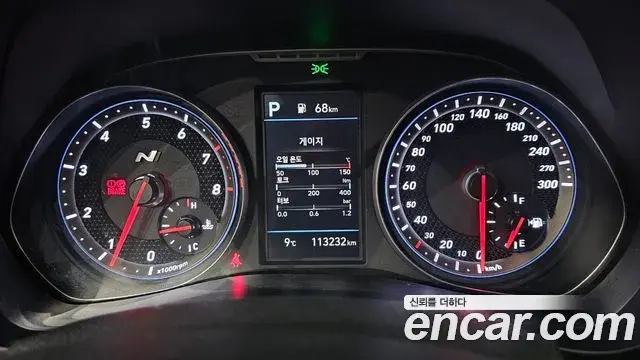 Hyundai Veloster 2020 — Şəkil 19/20