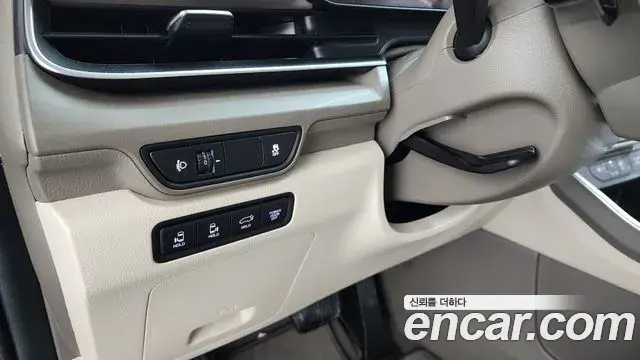 Kia Carnival 2025 — ფოტო 8/20