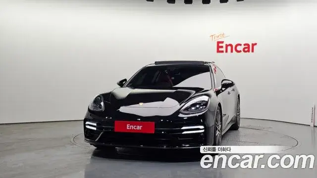 Porsche Panamera 2018 — ფოტო 4/20
