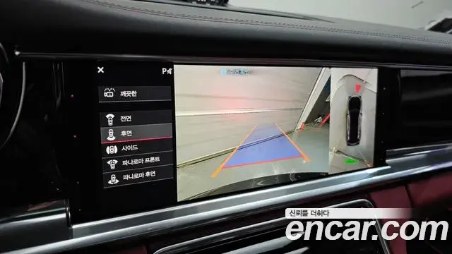 Porsche Panamera 2018 — ფოტო 19/20