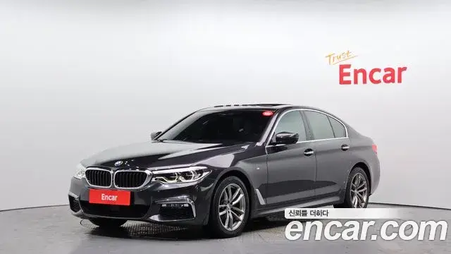BMW 5 Series 2018 — Şəkil 7/20