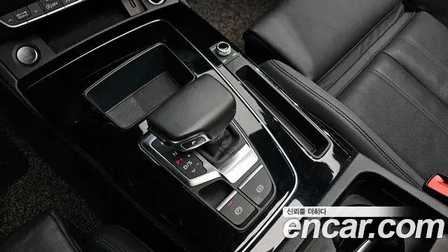 Audi Q5 2021 — Фото 9/20