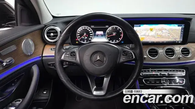 Mercedes-Benz E-Class 2018 — Şəkil 2/20