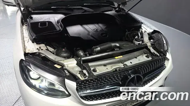 Mercedes-Benz GLC-Class 2018 — ფოტო 6/20