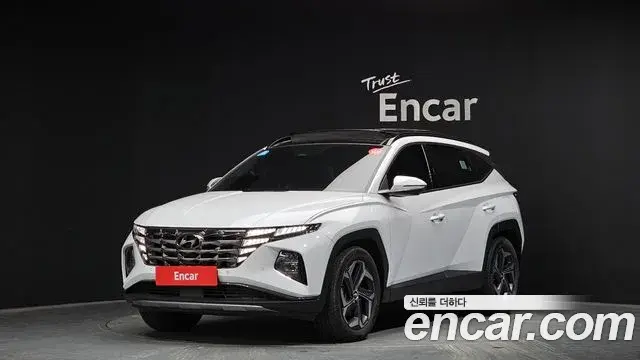Hyundai Tucson Hybrid 2023 — ფოტო 2/20