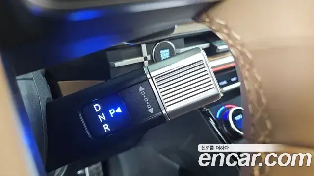 Hyundai Santa Fe 2024 — Photo 4/20