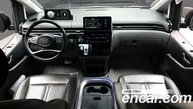 Hyundai Staria 2021 — Фото 7/20