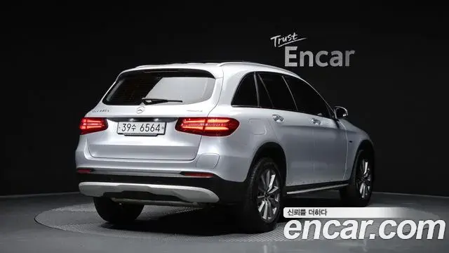Mercedes-Benz GLC-Class 2018 — Фото 2/20