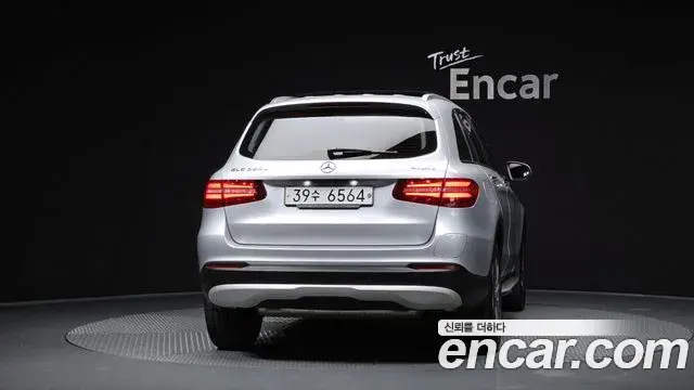 Mercedes-Benz GLC-Class 2018 — Фото 4/20