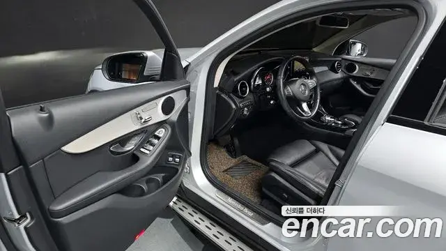 Mercedes-Benz GLC-Class 2018 — Фото 10/20