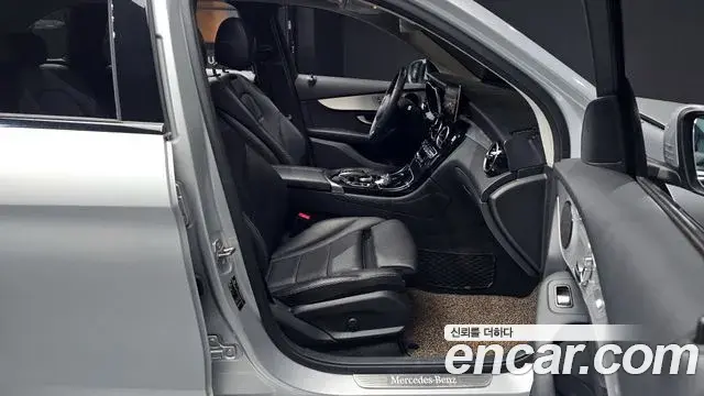 Mercedes-Benz GLC-Class 2018 — Фото 11/20