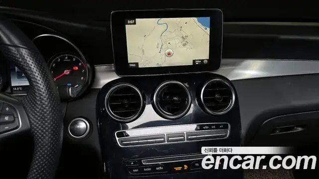 Mercedes-Benz GLC-Class 2018 — Фото 15/20