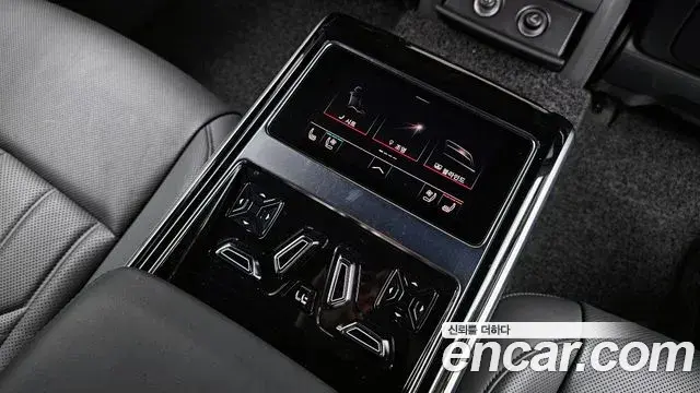 Audi A8 2021 — ფოტო 5/20