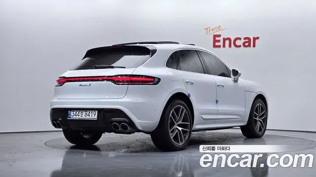 Porsche Macan 2022 — Şəkil 13/20