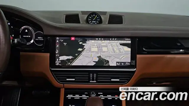 Porsche Cayenne 2021 — Şəkil 20/20