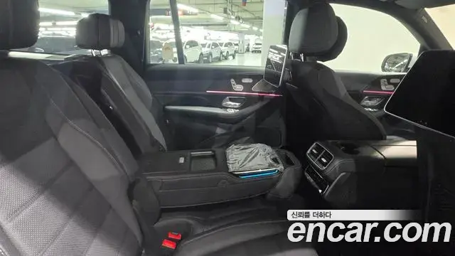 Mercedes-Benz GLS-Class 2024 — Photo 16/20