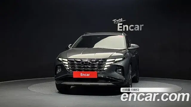 Hyundai Tucson Hybrid 2023 — Photo 15/20
