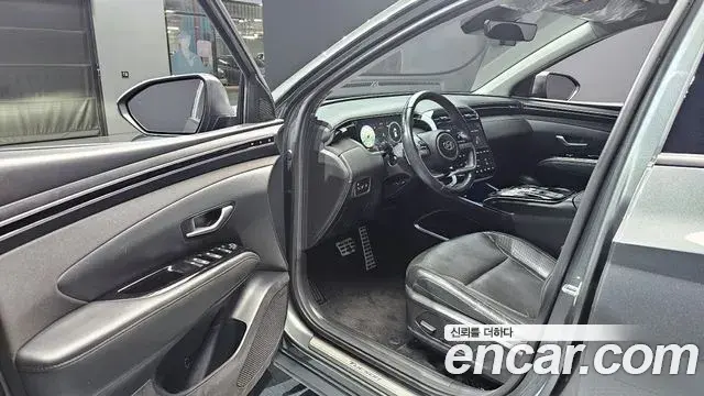 Hyundai Tucson Hybrid 2023 — Photo 10/20