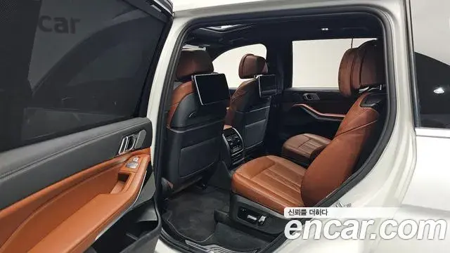 BMW X7 2022 — ფოტო 2/20