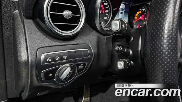 Mercedes-Benz GLC-Class 2019 — Фото 17/19