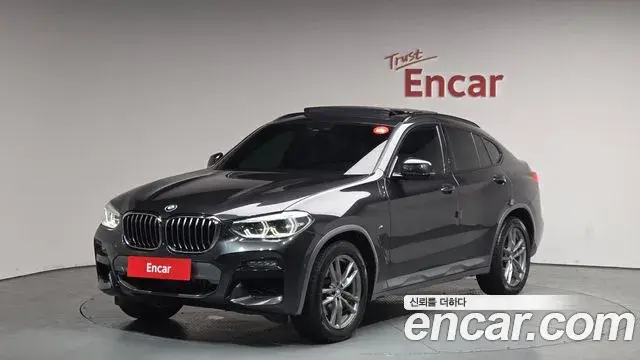 BMW X4 2020 — Фото 1/20